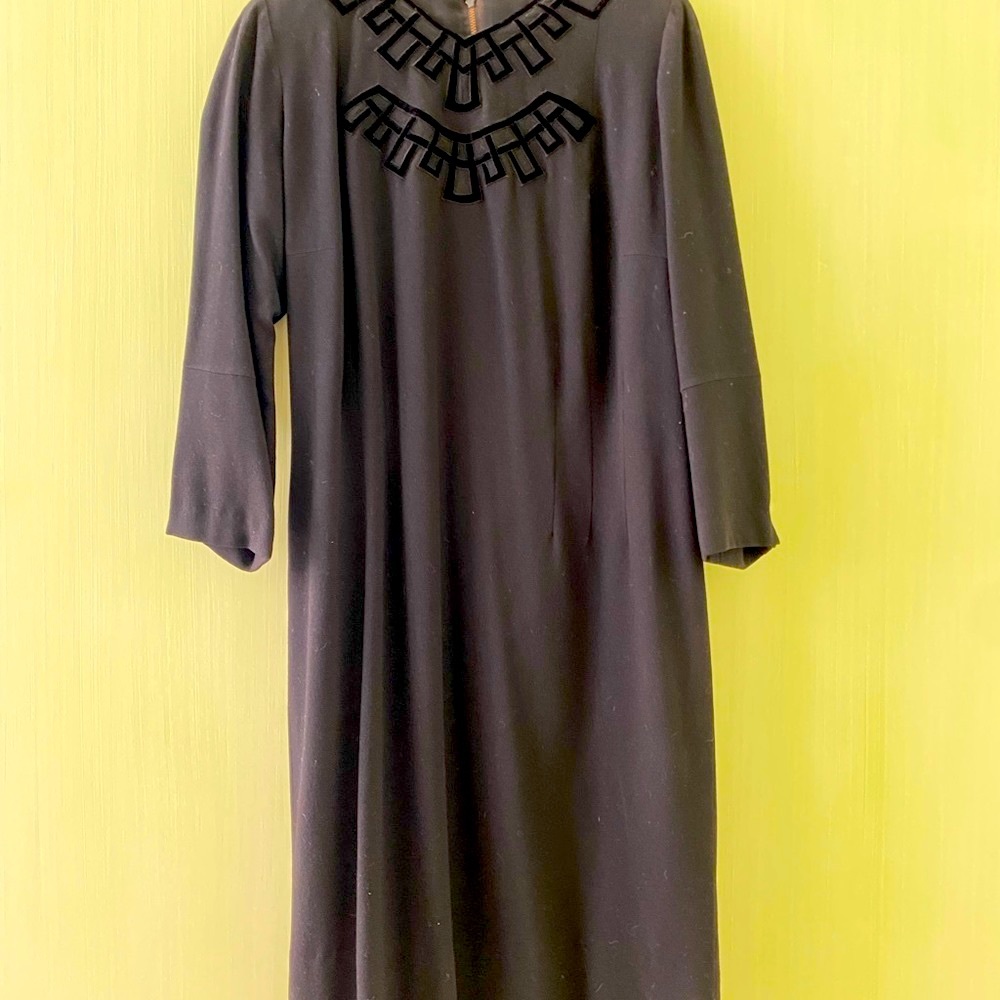 Vintage little black dress with black velvet neckline